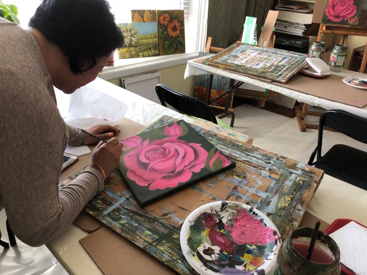 Private art lessons in acrylic painting